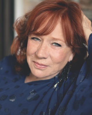 Eva Darlan dans Irrésistible !
